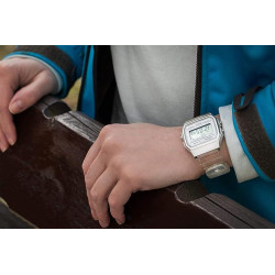 Reloj Casio Timeless Unisex Digital Color Blanco Translucido F-91ws-7ef