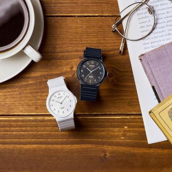 Reloj Casio Mq-24b-7bef Color Blanco