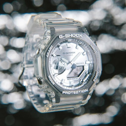 Reloj G-Shock GA-2100BM-7A8ER Carbon Core Guard Blanco – Resistente a Golpes y 20 Bar