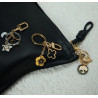 Llavero Viceroy  de mujer en acero IP dorado con estrellas y luna  75414l01012