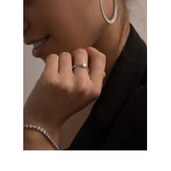 Anillo solitario mujer plata 925 con cuarzo adamantino 5 mm | LINEARGENT