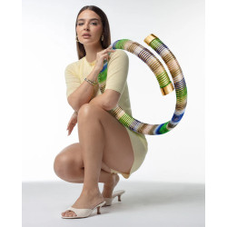 Pulsera Abierta Laura Escanes de Acero Tubogas Flexible con Cordón Enroscado Azul y Verde